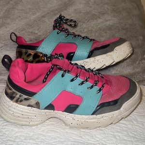 Retro vintage like tennis shoes